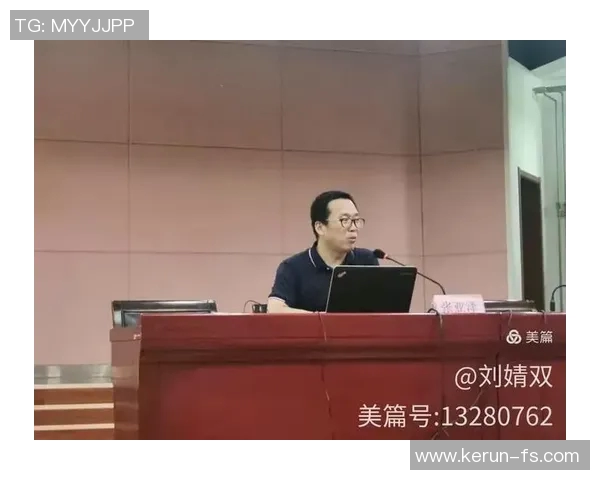 深入探讨上海足球队意识形态的差异与影响因素分析 深入探讨上海足球队意识形态的差异与影响因素分析