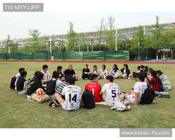 排球巨献揭秘西安排球队灵活性与战术调整的奥秘与实践 排球巨献揭秘西安排球队灵活性与战术调整的奥秘与实践